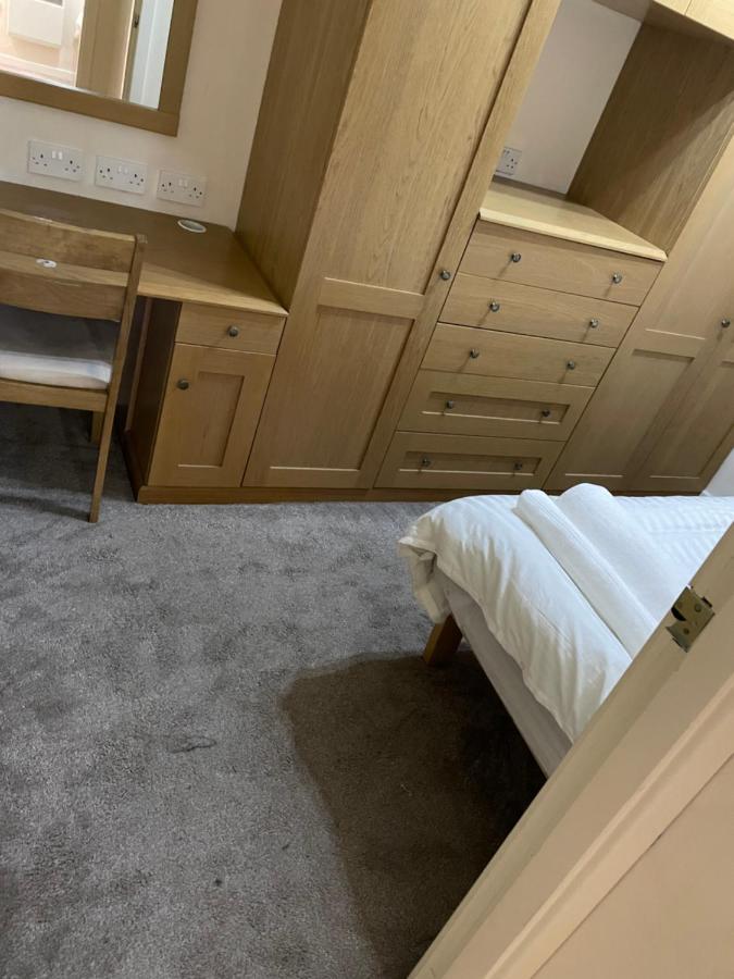 Bigkings 2 Bedroom Apt With Free Parking Beside Piccadilly In Central مانشستر المظهر الخارجي الصورة